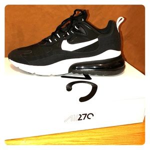 Nike Air 270
